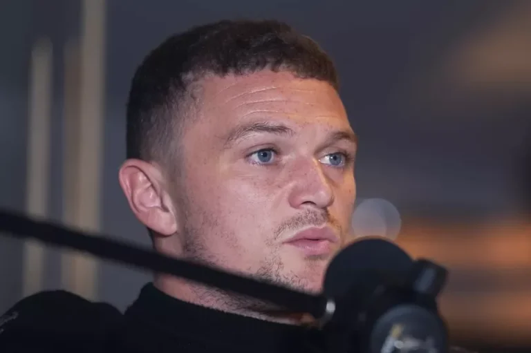 Kieran Trippier has theory on Dele Alli’s fall from grace as Everton offer accepted