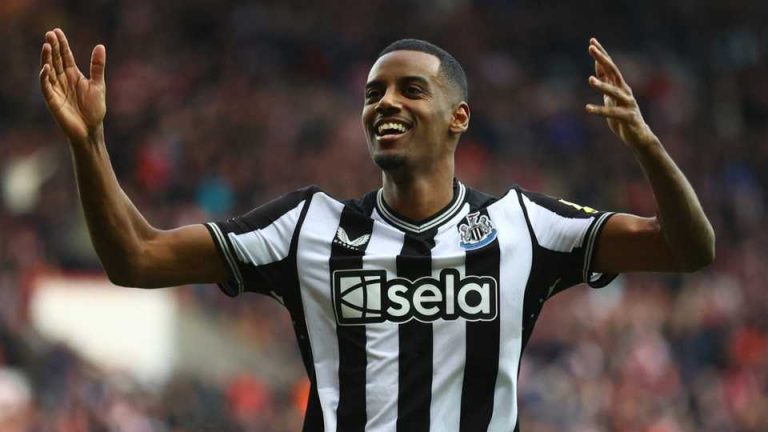 Imagine him & Isak: Newcastle target star who’s better than Calvert-Lewin