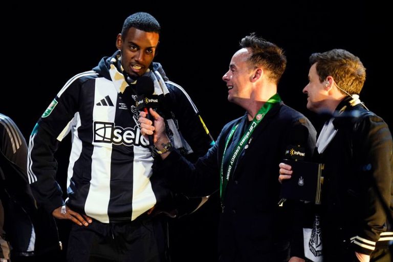 Alexander Isak’s 7-word Newcastle United message speaks volumes ahead of transfer window