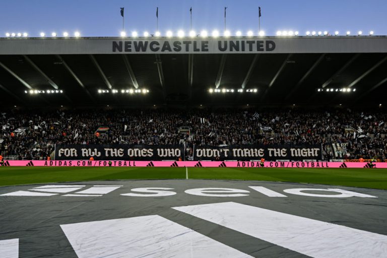 Newcastle United defender labelled ’embarrassing’ after recent performances