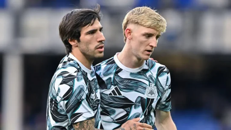 Arsenal ‘accelerate’ shock move for Newcastle star as ‘advanced’ talks for £60m star revealed