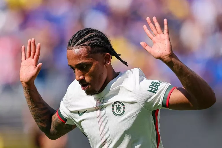 Chelsea act after former Newcastle target Joao Pedro caught up in bombshell