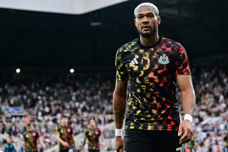 What Joelinton was seen doing after his Newcastle United injury is not a good sign
