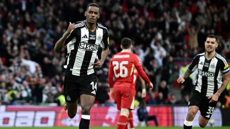 Newcastle now exploring fast move to bring £65M striker who’s like Isak & Wood