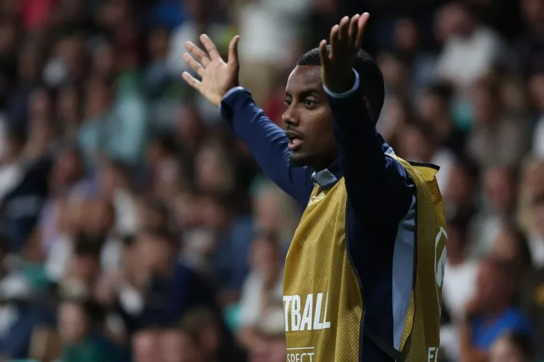 Alexander Isak makes Newcastle transfer admission after Sweden shock – ‘It is clear’