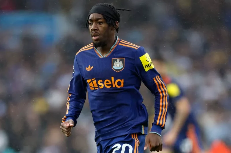 Eddie Howe explains why £55m man Anthony Elanga was benched so quickly at Newcastle