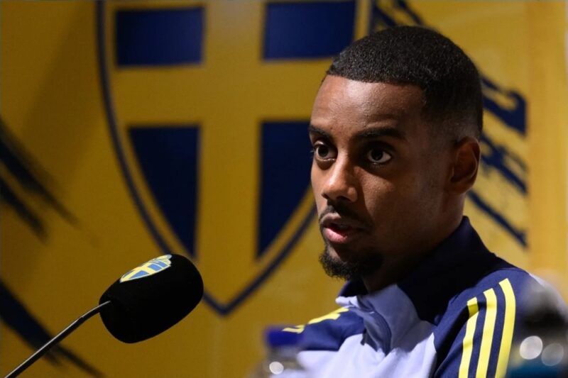 Agent turns on Alexander Isak following Newcastle United x Liverpool transfer saga