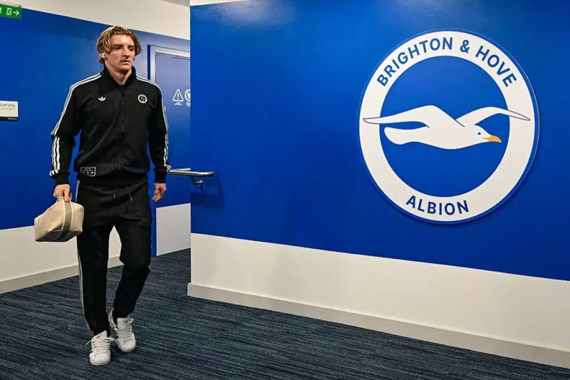 Anthony Gordon seething after Newcastle United decision in moment TV cameras missed