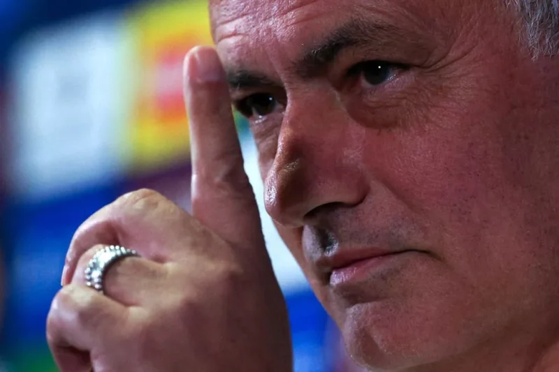 Jose Mourinho nails it when asked about Alexander Isak’s Newcastle exit – ‘Everybody knows’