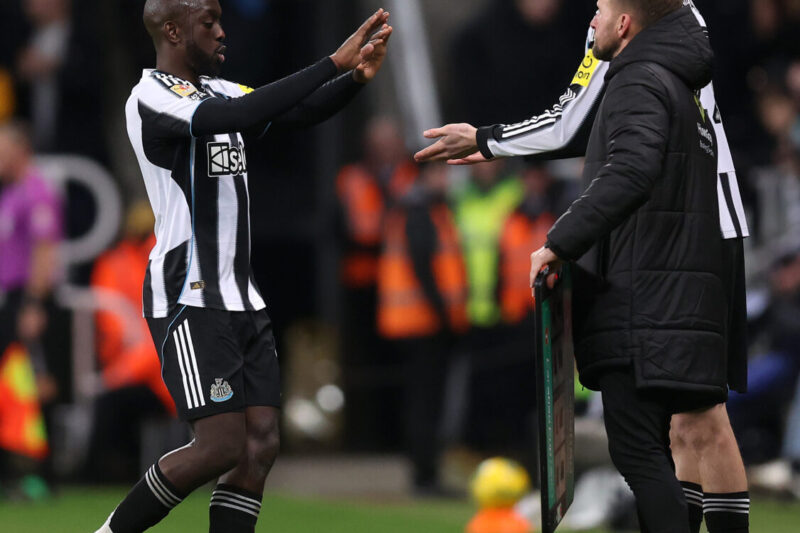 Yoane Wissa & Nick Woltemade handed Newcastle United warning – Liverpool’s Alexander Isak namechecked